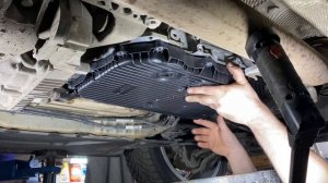BMW 3er F30 Меняем в АКПП 8hp50z масло с фильтром(частичная замена).