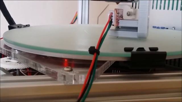 Kossel magnetic endstop z-probe (zero x/y & low z offset) in action смотреть онлайн