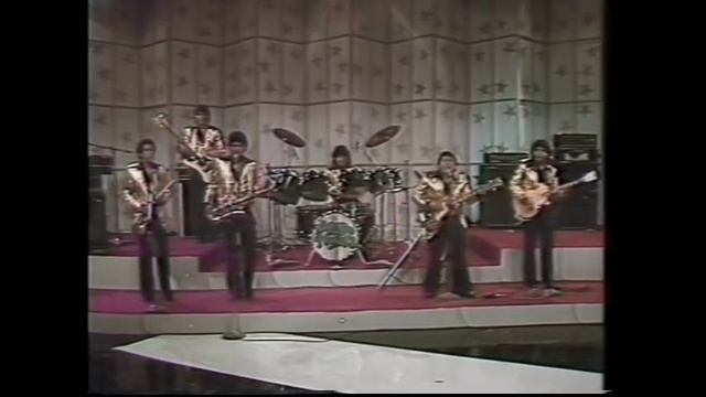 LOS YONIC'S ROSAS BLANCAS смотреть онлайн