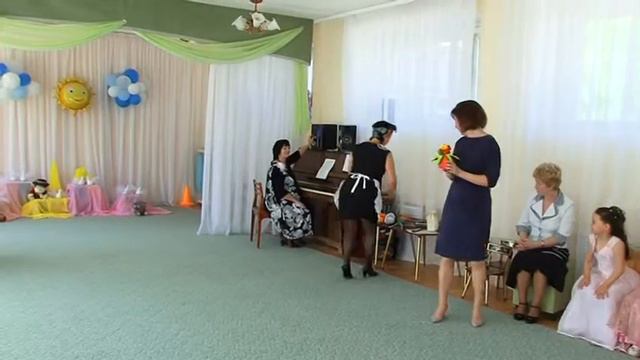 Видеооператор на Выпускной утренник в д.с. №187 г.Ижевск.т.8-912-441-09-39 смотреть онлайн