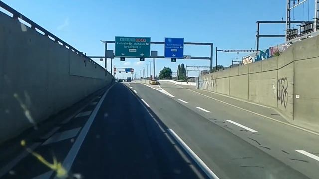 Пересечение границы Швейцария - Германия в р-не Базеля смотреть онлайн