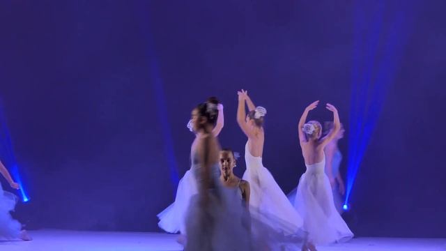 А. Вивальди "Дыхание зимы"хореография Вячеслава Саркисова.Академия балета Ашкелона смотреть онлайн