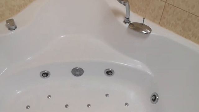 Гидромассажная ванна Тритон Троя 150*150 смотреть онлайн