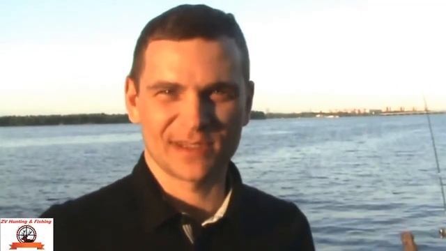 The biggest snake in the water! Самая большая Змея в воде.Гадюка запуталась в сетке Уникальные кадр смотреть онлайн