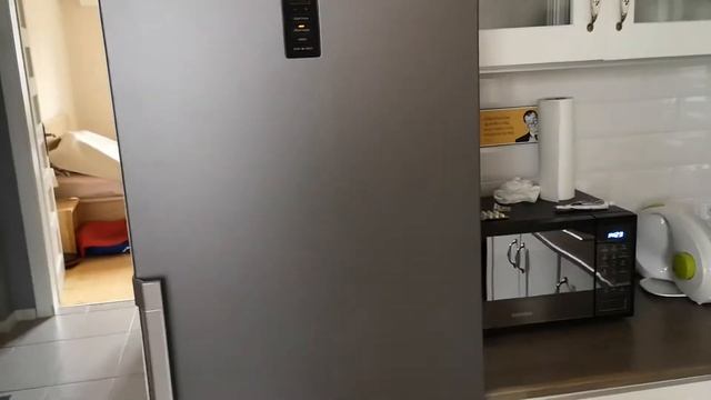 Prezentacja lodówki Hotpoint XH9T2ZCOJZH смотреть онлайн