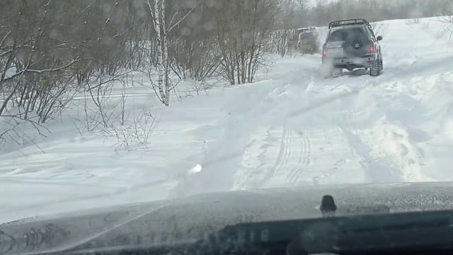 Suzuki grand vitara Look-right в заднем редукторе . крутая горка смотреть онлайн