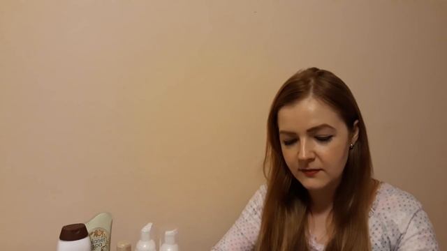 Заказ по 15 каталогу Avon / топ для занятий спортом, шампунь с кокосом смотреть онлайн