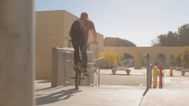 Pessoas Incríveis Com Bike "BMX" Freestyles | Skills, People Are Awesome смотреть онлайн