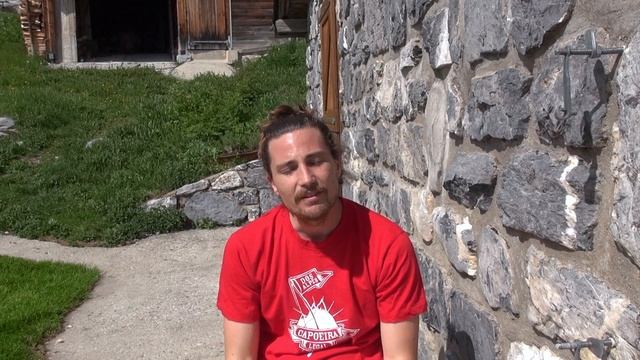 Prends conscience de ton corps en pratiquant la capoeira смотреть онлайн