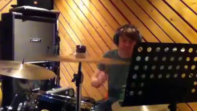 6/4 time drum beat, stepped hihat смотреть онлайн