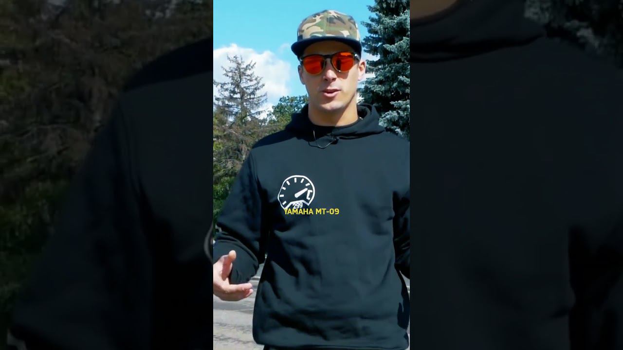 Чипованный уличный хулиган / EXPLOSIVE MIKE, Обзор Yamaha МТ-09 #shorts смотреть онлайн