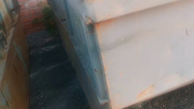 Бункеры для мусора 8 куб м отличное состояние. Доставка смотреть онлайн