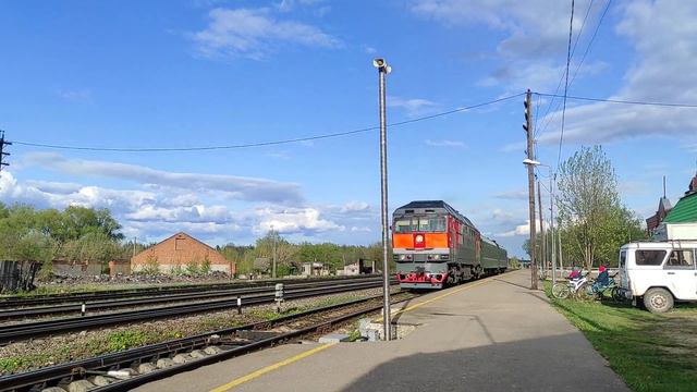 Пассажирский поезд ТЭП70 -0355 смотреть онлайн