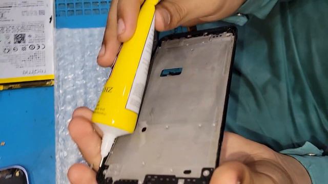Замена экрана Restoration Destroyed New Realme Phone - Rebuild broken phone смотреть онлайн