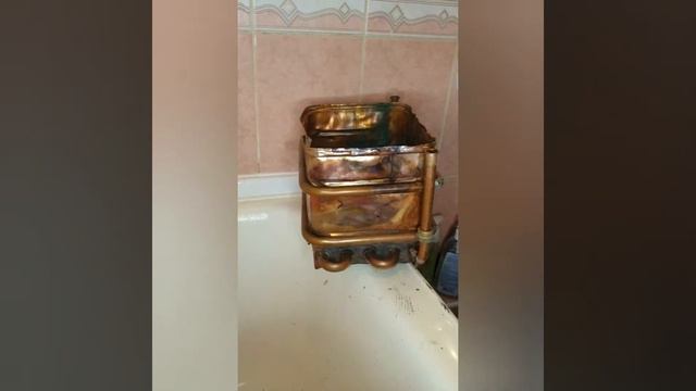 Поная профилактика газовой колонки Nevalux 5111,пайка теплообменника. Быстро,качественно,не дорого. смотреть онлайн