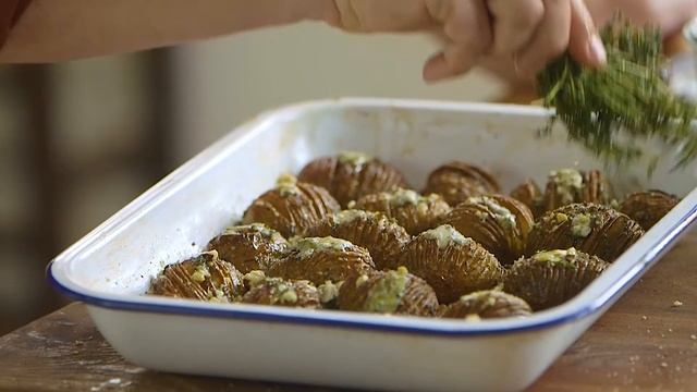 Jamie Oliver's Christmas Cookbook смотреть онлайн