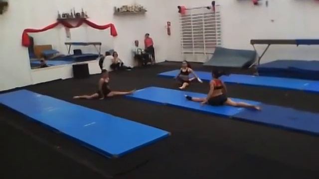 Leila, Gabi e Maria смотреть онлайн