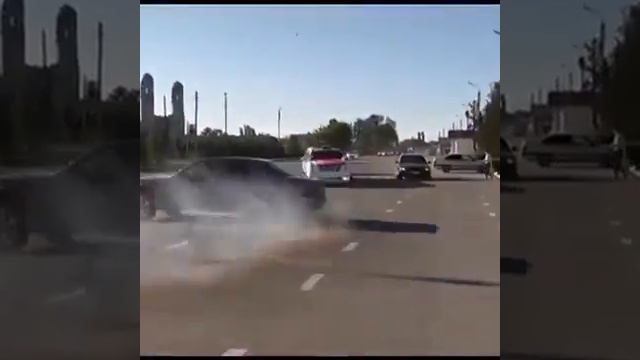 Мерс w124. Дизилил в свое время , видео 2000 год смотреть онлайн