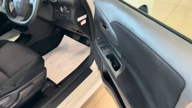 Toyota Wish, 2012 год смотреть онлайн