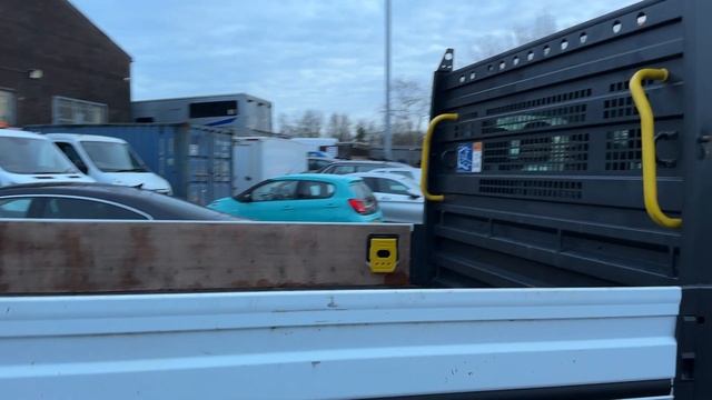 Ford Transit 2.2 TDCi 350 Chassis Double Cab RWD L4