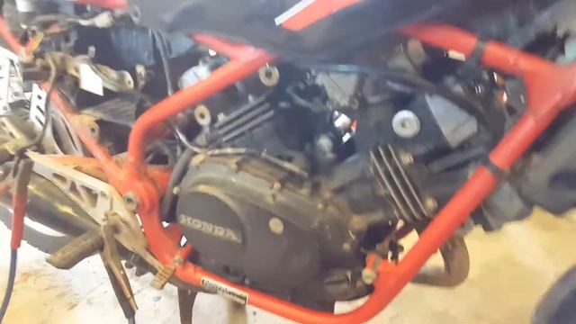 More Honda VT250F stuff almost done. смотреть онлайн