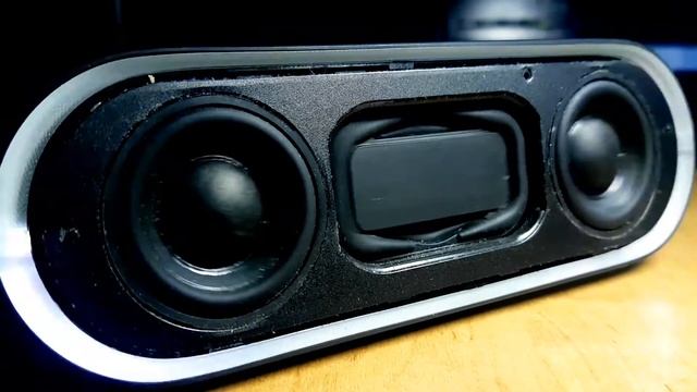 BASS Test Sony SRS-XB20 смотреть онлайн
