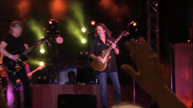 George Thorogood & The Destroyers - I Drink Alone - Rochester, NY - June 28, 2014 смотреть онлайн