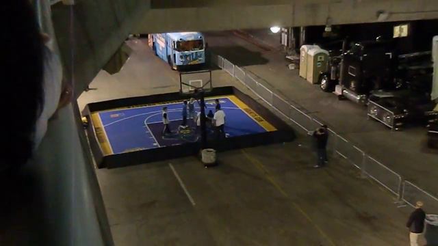 Нью-Орлеан - шоу перед дворцом смотреть онлайн