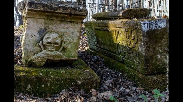 когда запрещено ходить на кладбище . Приметы . Традиции. смотреть онлайн