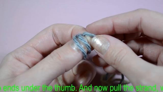 Как связать нитки узлом без концов / How tie a knot in thread without ends смотреть онлайн