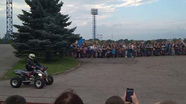 квадроциклы на двух колесах елочка смотреть онлайн