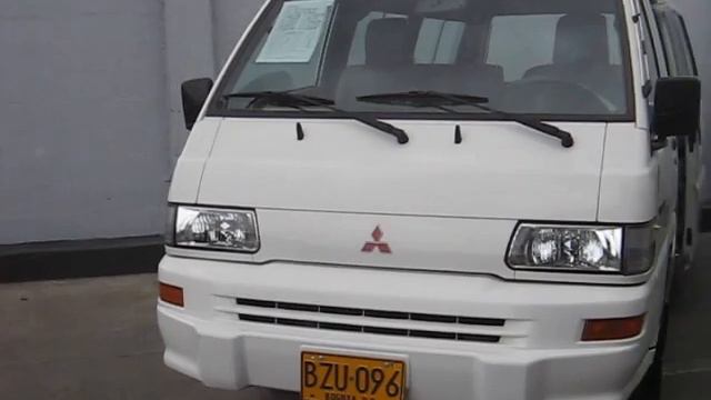 Mitsubishi L300 12 Pasajeros Gasolina 2007 смотреть онлайн
