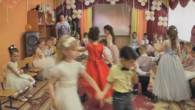 Вальс в детском саду, музыка из м/ф "Анастасия" смотреть онлайн