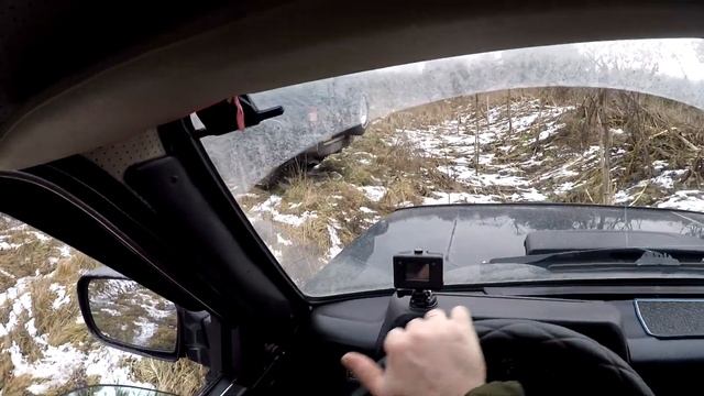 Нивы и Уазы по тонкому льду КТО УТОНЕТ? смотреть онлайн