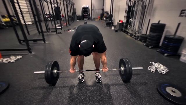 Movement Demo - The Romanian Deadlift смотреть онлайн