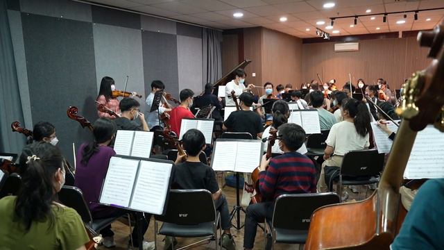 Beethoven Triple Concerto with Chloe Chua,Liu Jiaqi and Toby Tan смотреть онлайн