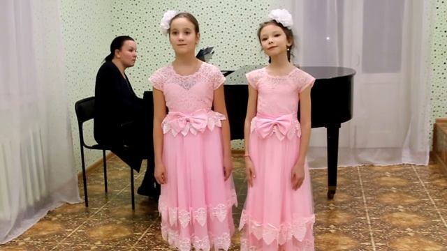 Польская народная песня "Кукушка" Пецкус Полина Голова Эвелина смотреть онлайн