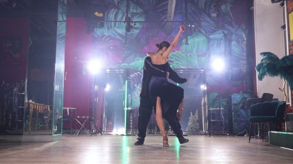 Street Tango. Pavel Sobiray and Ksenia Putko. Amel Bent — KO.