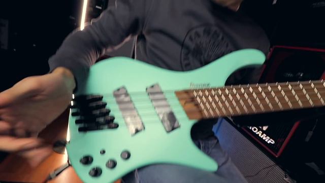 Ibanez EHB 1005 MS SFM Multiscale Bass Fanned Frets смотреть онлайн