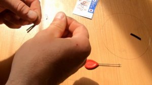 ? Поводок на карася чтобы не путались крючки, своими руками.?