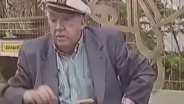 Анекдот про 'умного' муравья смотреть онлайн