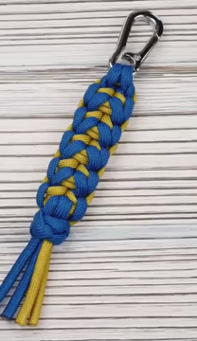 паракорд брелок #shorts # смотреть онлайн