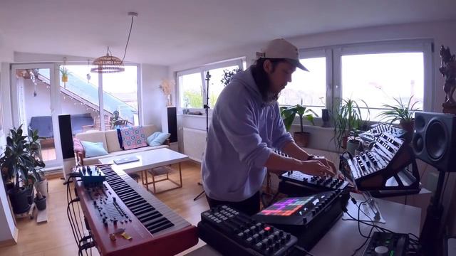 Budakid - Echos (Live Set) - 2021-04-23-LFL045 смотреть онлайн