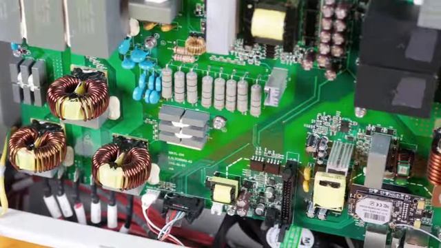 Солнечный сетевой инвертор LPM SIW 30kW