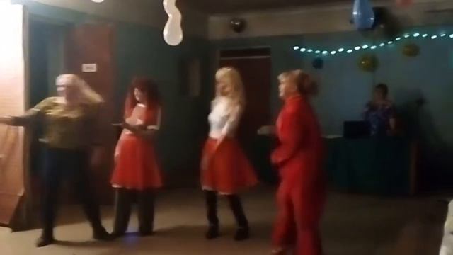 Гр. "Комбинация" и Восточные красавицы смотреть онлайн