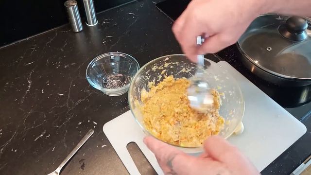 Рыбные котлеты из филе судака / очень вкусные смотреть онлайн