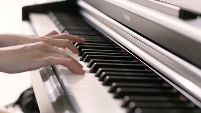 大鱼 Big Fish & Begonia - Piano Cover by Evita Chen смотреть онлайн