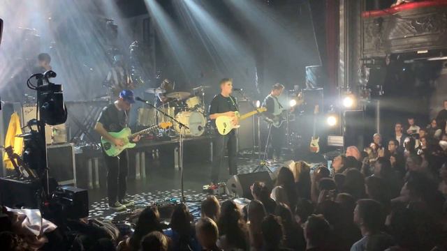 Sam Fender - That Sound смотреть онлайн