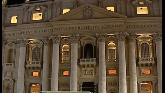 Pope celebrates Easter Vigil. Навечерие Пасхи в Ватикане смотреть онлайн