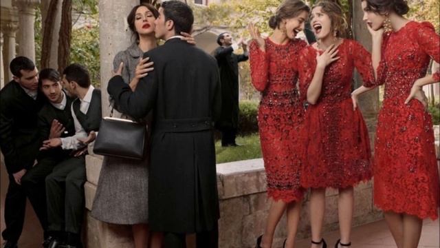 Sicilian tarantella - Lavandarella and Dolce Gabbana models смотреть онлайн